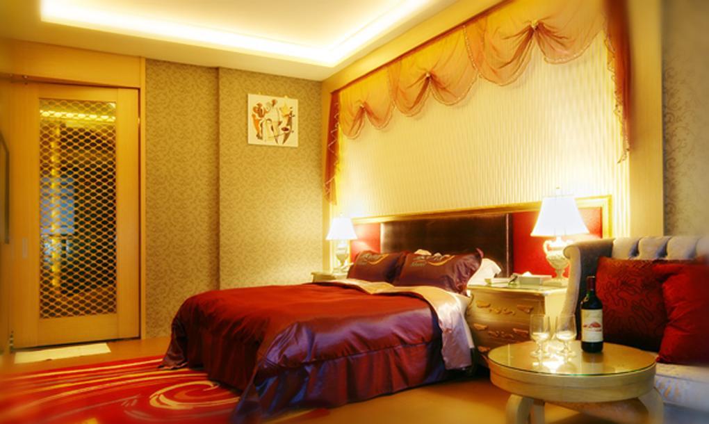 Spring Young Motel Fengyuan Buitenkant foto