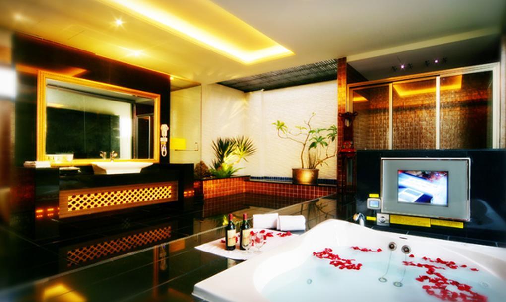 Spring Young Motel Fengyuan Buitenkant foto
